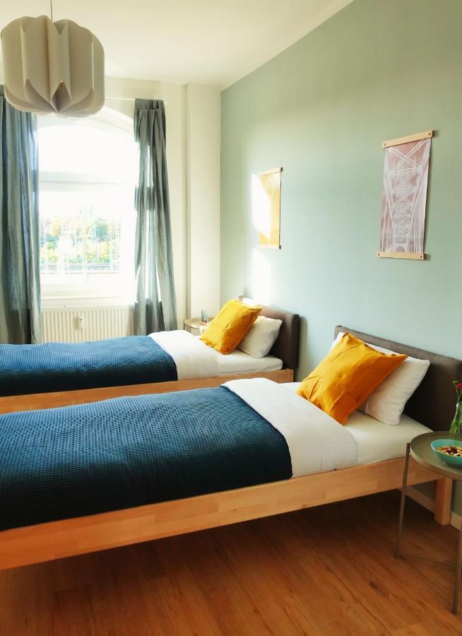 מגדבורג Luvono Apartments - 2 Schlafzimmer / Netflix / Disney+ מראה חיצוני תמונה